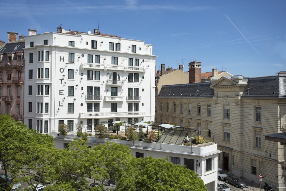 France - Rhône - Lyon - Collège Hôtel 4*