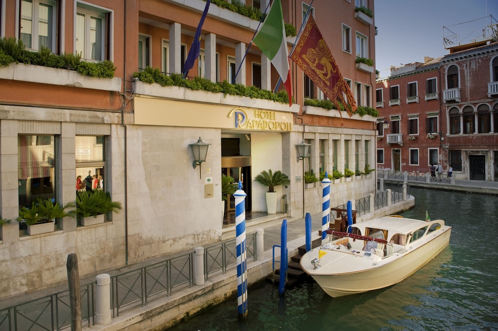 WEEK-END CHIC VENISE - Hotel Papadopoli Venezia MGallery by Sofitel 4*(nl)