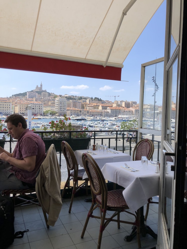 France - Côte d'Azur - Marseille - Hotel Belle Vue 2*