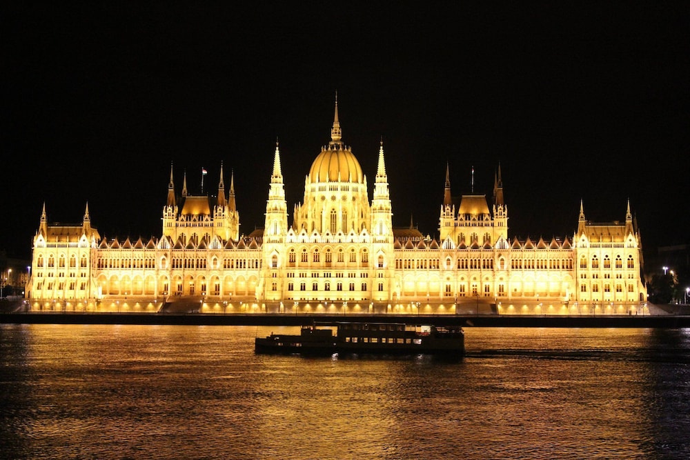 Hongrie - Budapest - Weekend Couple - Hotel Benczur 3*